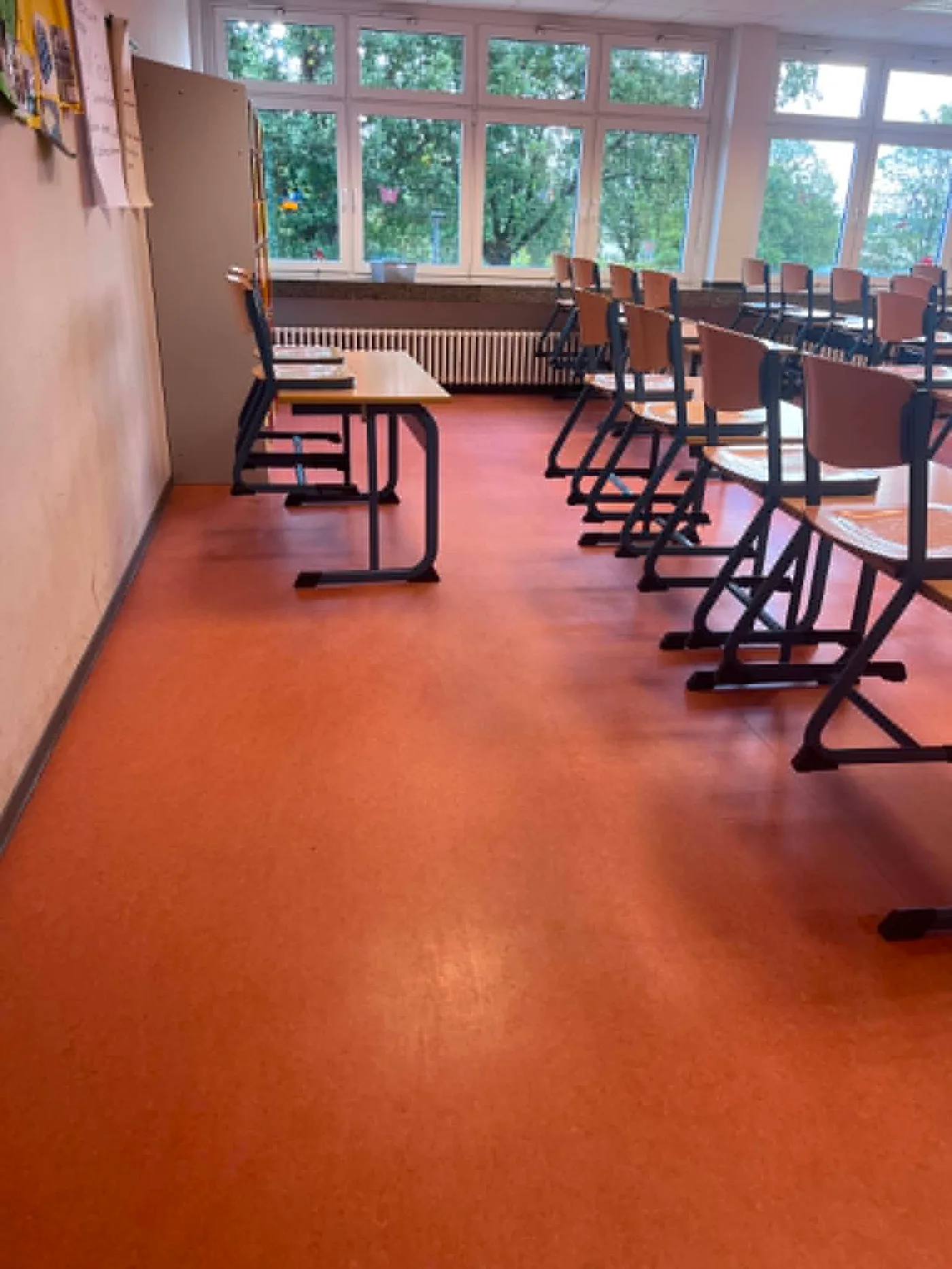 Gereinigter Klassenraum